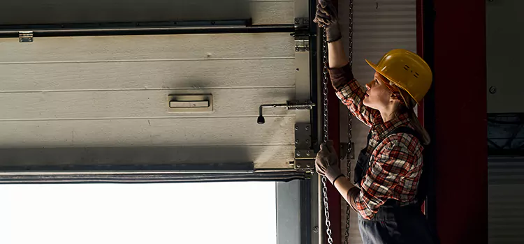 Addressing Common Garage Door Stoppage Issues in Moore, OK