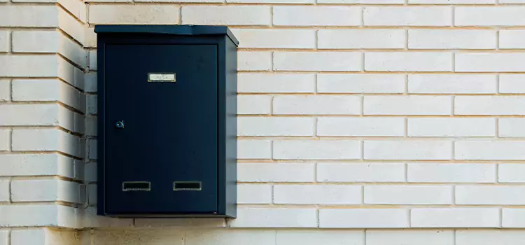 Mailbox Lock Repair Moore